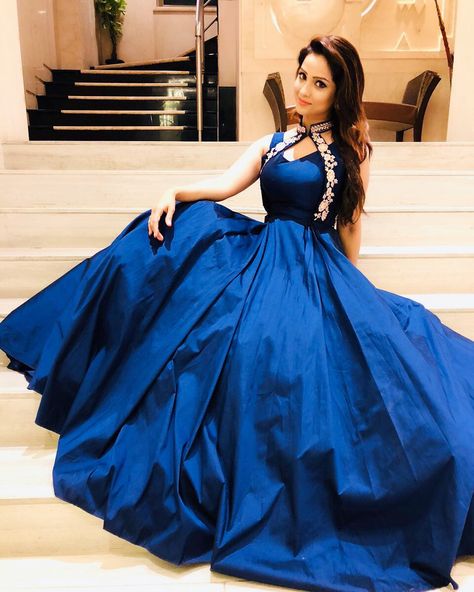 “Be Loyal To The Royal Within You “!! 👑 Styled by @nehaadhvikmahajan Outfit @the_adhya_designer Jewellary @aquamarine_jewellery ❤️ 📸 @maany_manav 😊 Blue Colour Gown, Saree Bride, Adaa Khan, Be Loyal, Glamour Style, Bollywood Outfits, Indian Gowns Dresses, Raise Your Hand If, Long Frocks