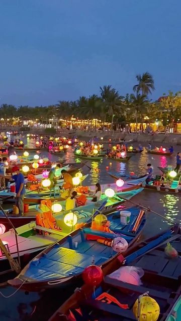 BEAUTIFUL DESTINATIONS on Instagram: "Join @flywithfii at the Lantern Festival to celebrate the full moon in Hội An, Vietnam! 🏮 At the celebration, a wish for happiness, luck, and love is made as you send off a colorful lantern lit with candles along the Hoai River. 🕯️ This illuminates the city with a magical glow! ✨ How amazing is this celebration? 🇻🇳 📽 @flywithfii 📍 Hội An, Vietnam 🎶 ianasher - Original audio" Bucket List Countries, Relaxing Rain Sounds, Hoi An Vietnam, Whatsapp Marketing, Outdoor Fairy Lights, Vietnam Tours, South Korea Travel, Lantern Festival, Korea Travel