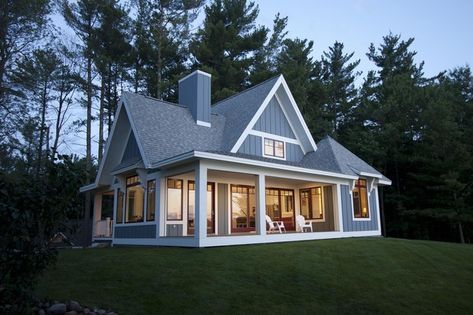 Lake Cottage House Plans, Small Lake House Plans, Small Lake Cottage, Cottage Design Plans, Small Lake Houses, Cottage House Designs, Lake Houses Exterior, Cottage Exterior, Lake House Plans