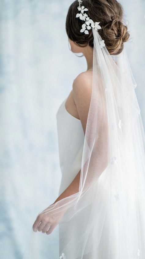 Draped Wedding Veil, Draped Veil, Romantic Wedding Hairstyles, Drape Veil, Veil Hair, Draping Wedding, Romantic Wedding Hair, Boho Wedding Hair, Wedding Veil Accessories