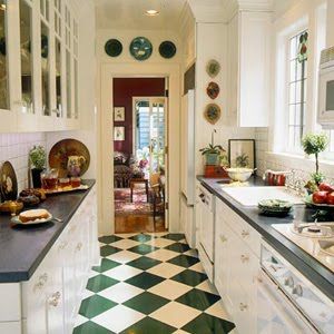 FB: Great dark green checkerboard. Looks good in narrow space with the dark counter tops and white cabinets. Checkered Flooring, Functional Kitchen Design, Galley Kitchen Design, Colonial Homes, Galley Kitchens, Smitten Kitchen, Funky Decor, Galley Kitchen, 아파트 인테리어