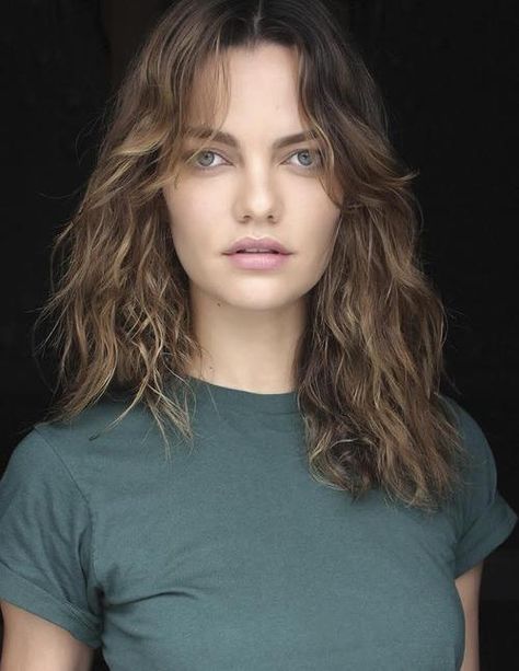 Barbara Fialho - Model Profile - Photos & latest news Barbara Fialho, Victoria Secret Models, Grace Elizabeth, Model Profiles, Shot Photo, Dark Brown Hair Color, Armani Beauty, Img Models, Australian Models