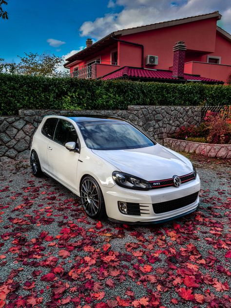 Vw Mk6 Gti, Mk6 Gti Wallpaper, Vw Golf Mk6 Gti, Vw Polo Modified, Golf 6 Gti, Mk6 Golf, Vw Polo Gti, Vw R32, Luxury Car Photos