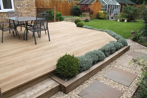 Narrow Decking Ideas, Low Deck Designs, Composite Decks, Platform Deck, Garden Decking, Decking Ideas, Patio Deck Designs, Wooden Deck, Deck Stairs