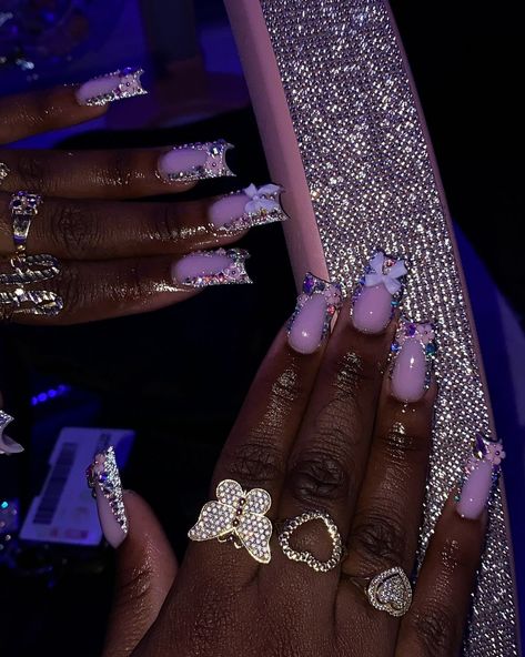 𝐅𝐫𝐞𝐬𝐧𝐨 𝐍𝐚𝐢𝐥 𝐓𝐞𝐜𝐡💅🏽🎀✨ (@nailed.byjennie) • Instagram photos and videos Baddie Nails Acrylic, Ashley Murphy, Fye Nails, Reflective Nails, Cheetah Print Nails, Tech Aesthetic, Duck Nails, Girly Acrylic Nails, Y2k Nails