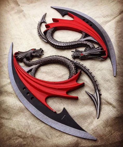 Hermoso *o* Knife Aesthetic, Pretty Knives, Karambit Knife, Cool Swords, Cool Knives, Tactical Gear, Swords, Red And Black, Drake