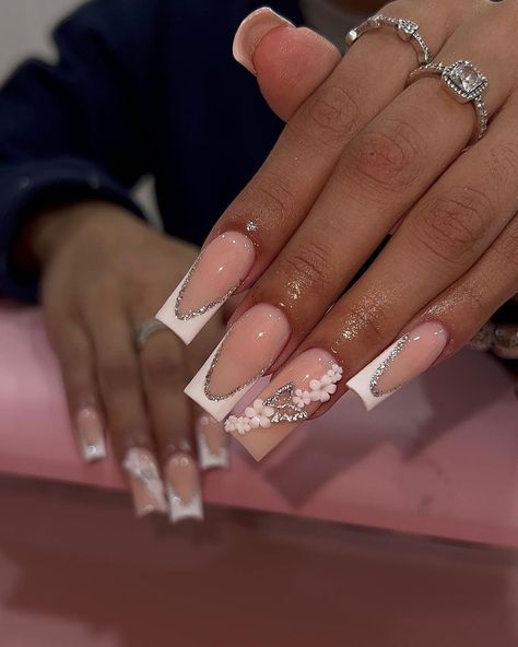 May Nails: Summer-Ready Styles for Every Occasion Nails With Planet Charm, Planet Charm Nails, Eid Nails, French Tip Nails Design, Simple Prom Nails, French Tips Nails, Sliver Nails, Quinceanera Nails, Silver Nail Designs