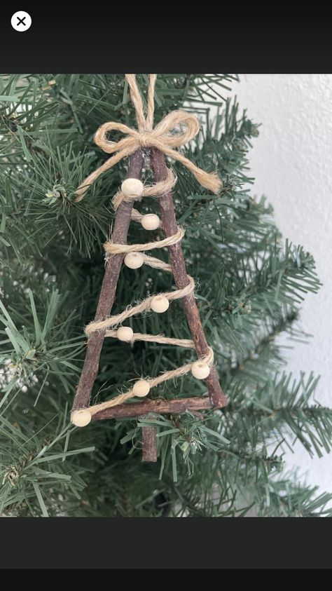 Twig Crafts, Christmas Homescreen, Homemade Christmas Decorations, Gray Cabinets, Handmade Christmas Crafts, Christmas Tree Crafts, Remodel Kitchen, Handmade Christmas Decorations, Holiday Crafts Christmas