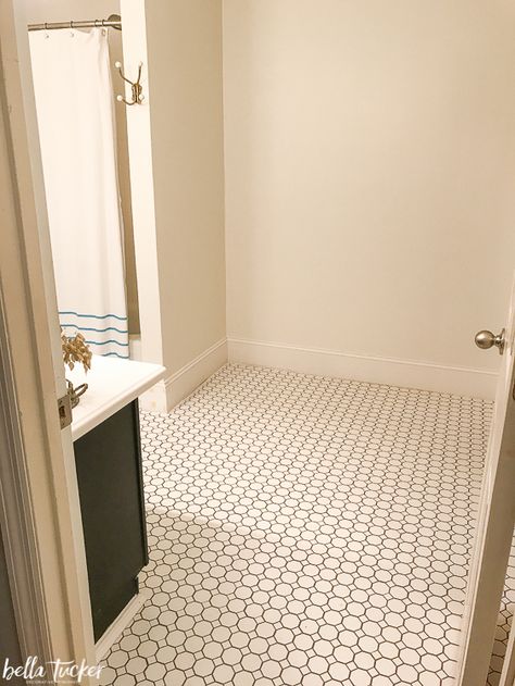 Octagon Dot Tile Bathroom, Octagon And Dot Tile Bathroom, Small Hexagon Tile Bathroom, Octagon Tile Bathroom, Bathroom Hexagon Tile, Bathroom Hexagon, Shower Layout, White Shower Tile, Tan Bathroom