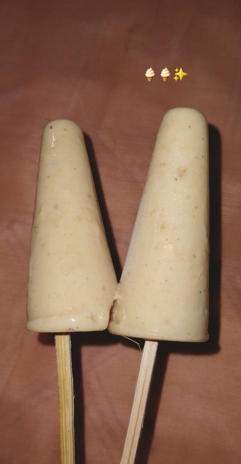 Ice-cream type 🍨 ( Kulfi ) Kulfi Snap, Ice Cream Snap, Kulfi Ice Cream, Indian Ice Cream, Ice Cream Menu, Food Snap, Food Captions, Bridal Mehendi, Beauty Corner