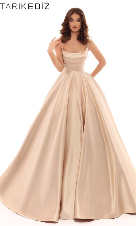 Ballgown Prom Dress, Tarik Ediz Dresses, Formal Look, Backless Long Dress, 2020 Prom Dresses, Night Dresses, Junior Prom Dresses, Tarik Ediz, Plus Size Formal Dresses