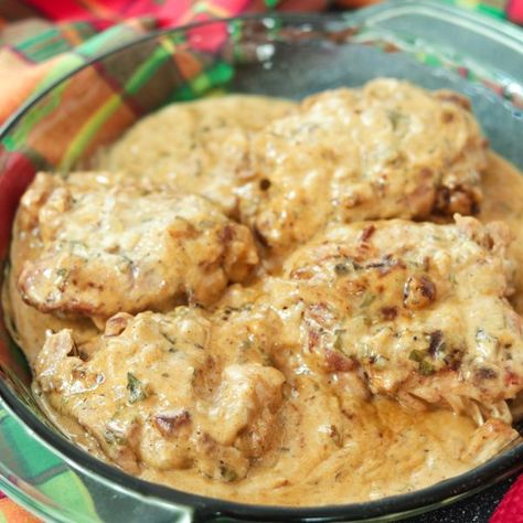 Cinnamon Coconut Milk Chicken is a Caribbean recipe from the French Caribbean. This makes and easy chicken dinner! #chicken #caribbeanfood #worldcuisine #internationalrecipes Cinnamon Chicken, Milk Chicken, French Caribbean, Fresh Herb Recipes, Coconut Milk Chicken, Easy Chicken Dinner, Carribean Food, Chocolate Dishes, Coconut Milk Recipes