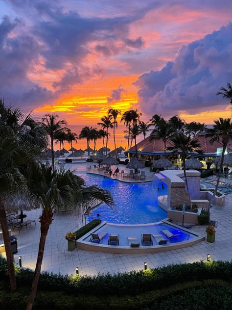 Sunset Aruba Summer Playa linda Beach Resort Aruba Pictures, Aruba Beach, Iphone Wallpaper Themes, Aruba, Beautiful Sunset, Beach Resorts, House Styles, Travel