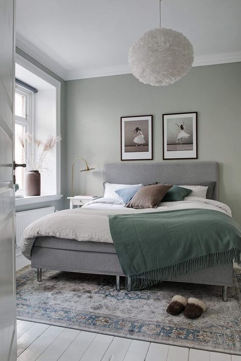 Gray Bedrooms, Contemporary Scandinavian, Green Rooms, Bedroom Green, One Bedroom Apartment, Master Bedrooms Decor, Bedroom Colors, Apartment Design, Design Case