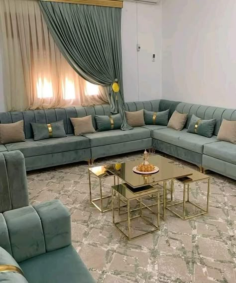 Green Living Room Sofas, Brown And Turquoise Living Room, Small Living Room Sofas, Mix And Match Sofas, Turquoise Living Room Ideas, Color Schemes Gray, Sofa Designs For Drawing Room, Architectural Digest Living Room, Sofas Facing Each Other