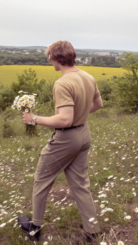 Strong men, vintage, flowers Aesthetic Spring Outfits Men, Male Spring Outfits Aesthetic, Cottagecore Outfits For Men, Vintage Man Aesthetic, Men Cottagecore Outfits, Gardener Aesthetic Outfit Men, Men Cottagecore Fashion, Cottagecore Men Aesthetic, Men’s Cottagecore