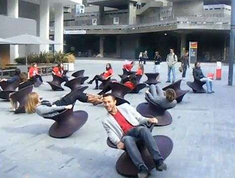 Thomas Heatherwick - Sometimes a good idea can go quite the distance, just ask Thomas Heatherwick. You may have heard about his 'Spun' chair before, but this ... Tactical Urbanism, Gym Business, Adult Playground, Interactive Art Installation, Thomas Heatherwick, Urban Playground, Play Ground, Playground Design, Interactive Installation