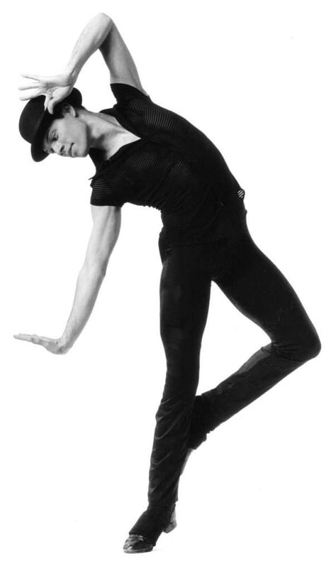 Jazz Dance Poses, Broadway Dancers, Dancing Poses, Dance Photo Shoot, Dance Picture Poses, Bob Fosse, Dancer Poses, Dance Photography Poses, Alvin Ailey