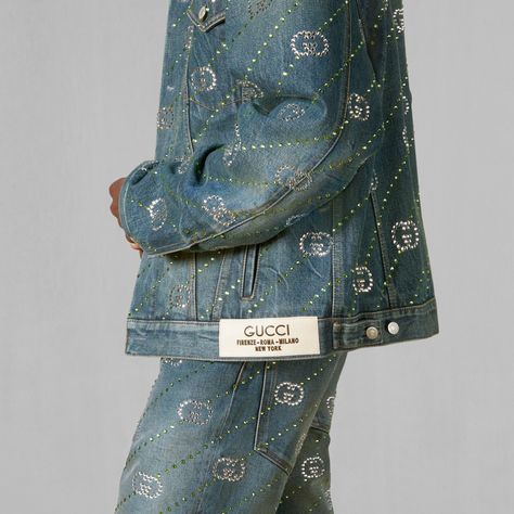 Shop the Crystal Interlocking G denim jacket in blue at GUCCI.COM. Enjoy Free Shipping and Complimentary Gift Wrapping. Gucci Denim, Denim For Men, Gucci Store, Denim Jacket Fashion, Tops For Men, Diagonal Stripes, Mens Denim, Denim Top, Denim Wash