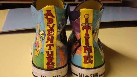 Adventure Time converse, logo down backs Adventure Time Converse, Arizona Tea, Diy Shoes, Adventure Time, Drinking Tea, Converse, Stars, Gifts