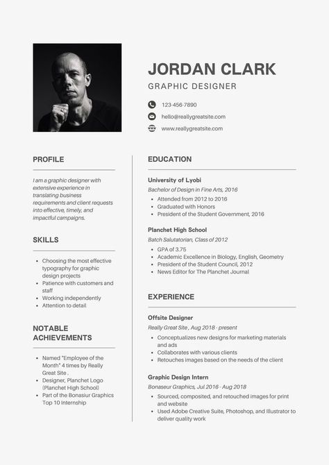 Student resume sample Resume Action Words, Architecture Resume, Design Cv Template, First Job Resume, Architect Resume, Professional Resume Design, Graphic Design Cv, Cv Inspiration, Creative Cv Template