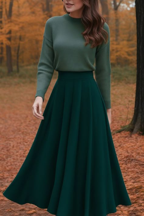 Skirts Outfits For Winter, Long Dark Skirt Outfit, Long Skirt For Fall, Dark Green Maxi Skirt Outfit, Long Skirts And Sweaters Outfit, Timeless Feminine Outfits, Fall Long Skirts, Dark Blue Skirt Outfit Ideas, Flounce Skirt Outfit