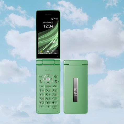 Meet the Sharp Aquos Keitai 3 805SH, the successor to the popular 601SH! 🇯🇵 This Japanese keitai flip phone combines classic design with smart functionality, featuring Android 8 and a preloaded app store. Its unique keypad touch scroll adds to the experience, making it the ideal blend of retro charm and convenience ⚡️ Available in Green and Black, with FREE worldwide shipping 🌎 Want one? Check out our store and look out for the 10% discount code! Link is in our bio 🫶 #y2kphones #y2kphones... Smart Flip Phone, Japanese Flip Phone, Flip Phone, Vintage Classics, Flip Phones, Green And Black, Discount Code, App Store, Classic Design