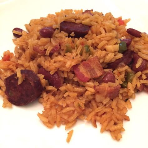 Cuban Red Beans And Rice Recipe, Cuban Christmas, Cuban Dishes, Cuban Cuisine, Red Beans And Rice, Spanish Recipes, Rice And Beans, Using A Pressure Cooker, Beans And Rice