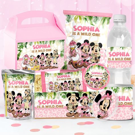 Minnie Mouse Safari Party, Bottle Wrappers, Circle Labels, Chocolate Wrappers, Safari Birthday Party, Safari Birthday, Safari Party, Kool Aid, Pink Birthday