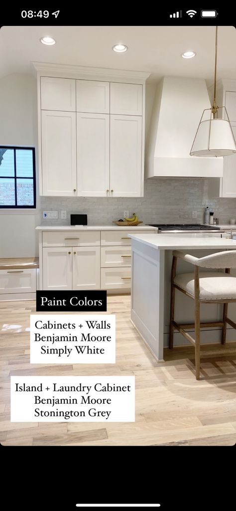 White Benjamin Moore, Home Paint Colors, Benjamin Moore Kitchen, Kitchen Cabinet Color Ideas, Home Paint, Small Condo, Dream Kitchens Design, Simply White, Kitchen Cabinet Colors