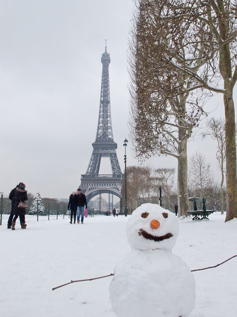 Snow In Paris, Paris Snow, Paris Winter, Parisian Life, Paris Pictures, Paris Aesthetic, I Love Paris, Visit Paris, Winter Wonder