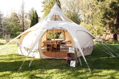 Festival Brides Love: The Zen Den | Massage Therapy for Weddings & Hen Parties Camper Massage Studio, Outdoor Massage Ideas, Spa Plan, Outdoor Massage, Festival Tent, Women Cave, Holistic Massage, Massage Marketing, Massage Therapy Rooms