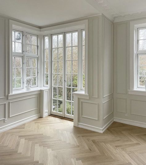 Dröm Hus Planer, Wooden Floors, Empty Room, Dream Apartment, Dream House Interior, Dream House Decor, Large Windows, House Inspo, Dream Home Design