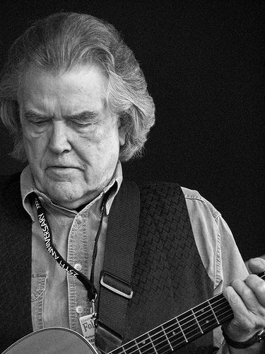 Guy Clark, born in Monahans, TX . Great songwriter (Desperados Waiting For A Train) and singer (11/6/1941)-(5/17/2016) Guy Clark, Carrie Underwood Style, Steve Earle, Texas Music, Americana Music, Texas Country, Piano Teacher, Country Music Singers, Music Photo