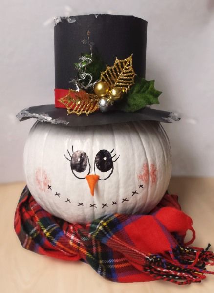 Pumpkin Snowman Diy, Santa Pumpkin, Snowman Pumpkin, Pumpkin Elf, Pumpkin Snowmen, Snowman Ideas, Christmas Pumpkins, Pumpkin Contest, All Things Fall