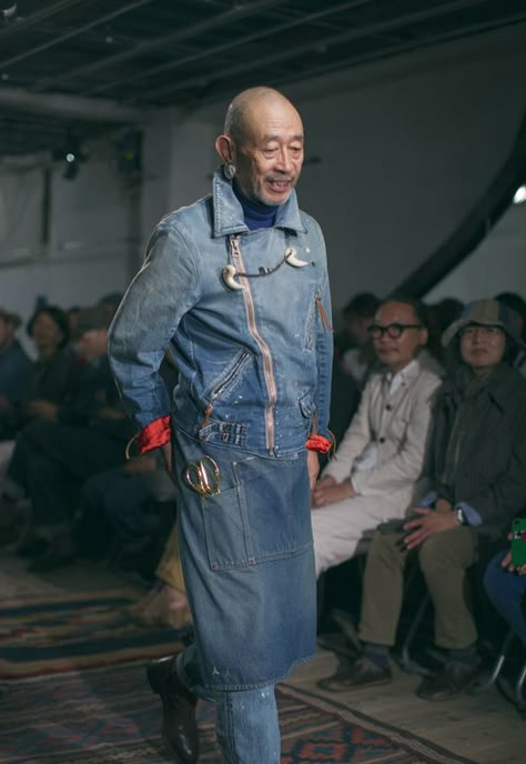 Expect Kapital’s signature game of layering textures and textiles to give us looks that are charmingly exotic, and full of weathered personality.  Like their epic catalogues, Kapital shows fe… 일본 패션, Body Suits, Quirky Fashion, Japanese Denim, Classic Coats, Year 2, Denim Style, Denim Jacket Men, Denim Branding