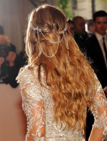 Romantic Wedding Hair, Hair Chains, Elegant Wedding Hair, Bohemian Hairstyles, Pinterest Hair, Hair Dos, Hair Piece, Pretty Hairstyles, Hair Jewelry