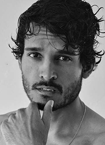 Luke Varma inspiration Paul Kelly, Spanish Men, Medium Length Curly Hair, Beard Hairstyle, Men Photography, Ncis Los Angeles, Ncis Los, Ncis, Grey's Anatomy