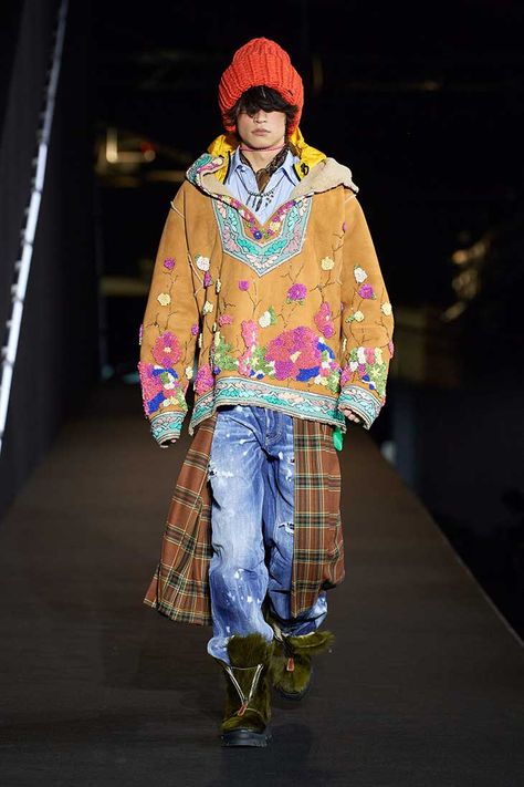 MFW: DSQUARED2 Fall Winter 2022.23 Menswear Collection Maximalism Fashion, Maximalist Outfit, Maximalist Outfits, Maximalist Fashion, Top Street Style, Fashion Week Outfit, Menswear Runway, Male Fashion Trends, Influencers Fashion