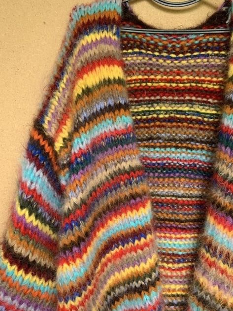 Multicolor Cardigan, Crochet Cable Stitch, Striped Knitwear, Moda Hippie, Soft Knit Cardigan, Oversized Vest, Yarn Hats, Crochet Cable, Knit Stockings