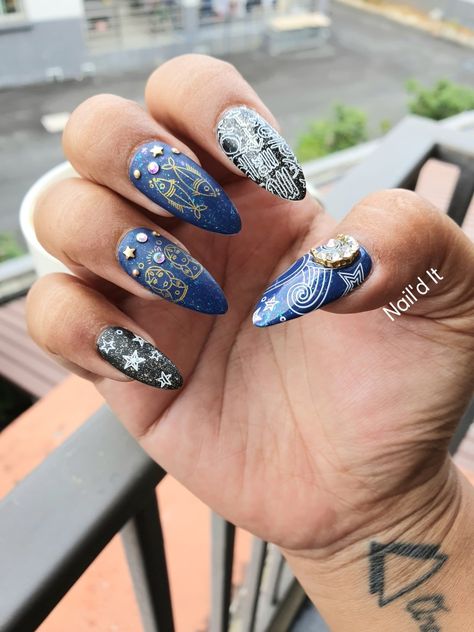 Zodiac nail art. What is your zodiac sign?♓♊🌟 #pisces #gemini #zodiacnails #nailart #instanails #zodiacsigns #naildesigns #nailedit Heaven Nails, Zodiac Nail Art, Zodiac Sign Pisces, Artificial Nails, Cute Acrylic Nails, Cute Tattoos, Zodiac Sign, Nail Inspo, Zodiac Signs