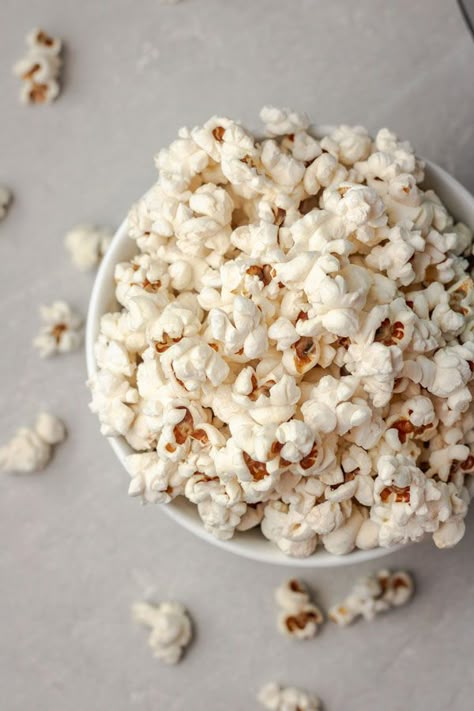 Instant Pot Popcorn (Homemade Popcorn) Instant Pot Popcorn, Perfect Popcorn, Sweet Popcorn, Lunch Restaurant, Homemade Popcorn, Homecooked Meals, Flavored Popcorn, Food Photography Inspiration, Popcorn Recipes