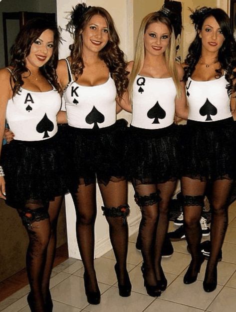 Girlfriend Halloween Costumes, Girlfriend Group, Funny Group Halloween Costumes, Girl Group Halloween Costumes, Diy Group Halloween Costumes, Easy College Halloween Costumes, Best Group Halloween Costumes, Cute Group Halloween Costumes, Diy Costumes Women