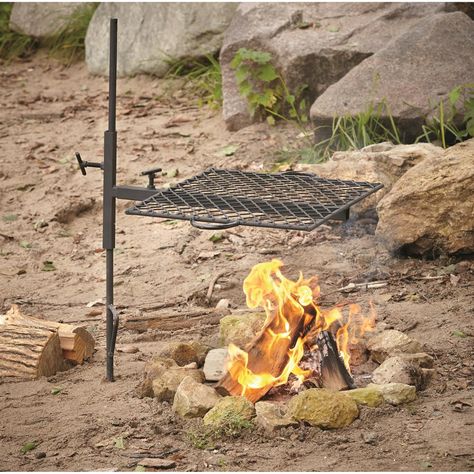 Portable Campfire, Campfire Cooking Equipment, Barbeque Design, Barbeque Grill Design, Camp Stoves, Camping Cooking Set, Campfire Grill, Cool Welding Projects, Doomsday Preppers