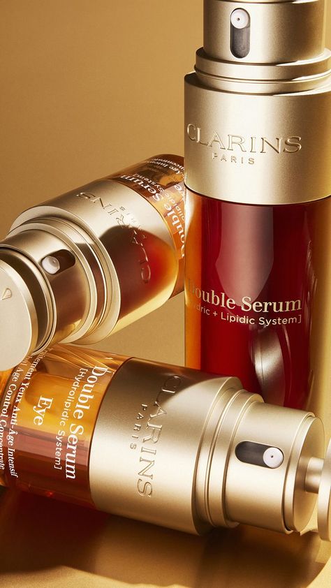 Clarins Double Serum, Gold Skincare, Beauty Icons, Cosmetic Packaging, Photo Styling, 5 Seconds, Loreal Paris, Improve Skin, All Skin Types