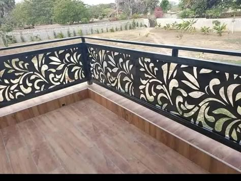 Greel Design For Balcony, Cnc Railing Design, Railing Design Balcony, درابزين السلم, Rooftop Restaurant Design, Window Glass Design, Rooftop Patio Design, Kitchen Design Gallery, House Main Gates Design