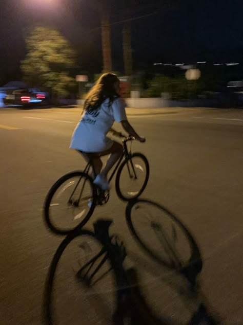 Riding Bike Aesthetic, Bike Riding Aesthetic, Biking Aesthetic, Bike Outfits, Single Speed Bike, Bike Aesthetic, Instagram Collage, Riding Bike, Best Friend Photography