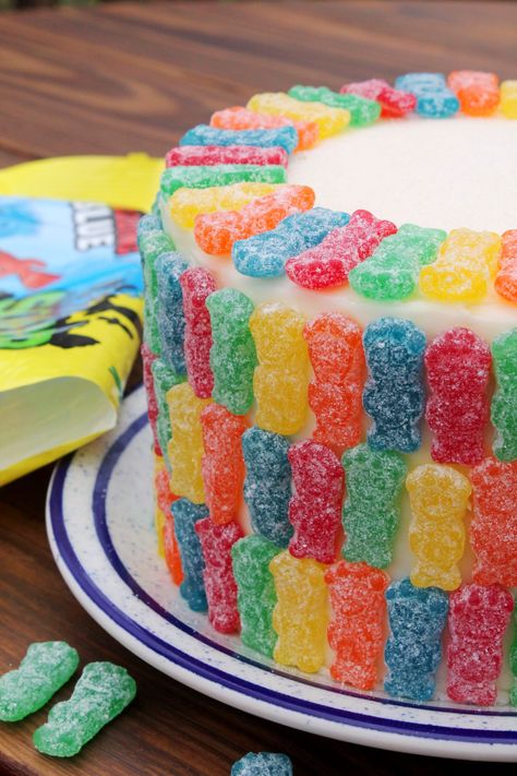 Sour Patch Kids Cake, Bolo Minnie, Lemon Frosting, Candy Cakes, Magic Cake, Gateaux Cake, Candy Cake, Sour Patch Kids, Sour Patch