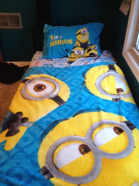 Minions Minion Nursery, Minion Bed, Minion Bedroom, Minion Lamp, Minion Phone Cases, Minion, Kids Rugs, Bedroom, Halloween