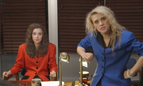 Notary Publix - Kate McKinnon and Emily Lynne Cinema Theatre, Kate Mckinnon, Snl, Web Series, Entertainment